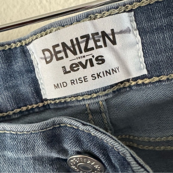 Levi’s Mid Rise Skinny Jeans Distressed Denizen Crop Short Sz 14 Light/med Wash - Picture 7 of 13